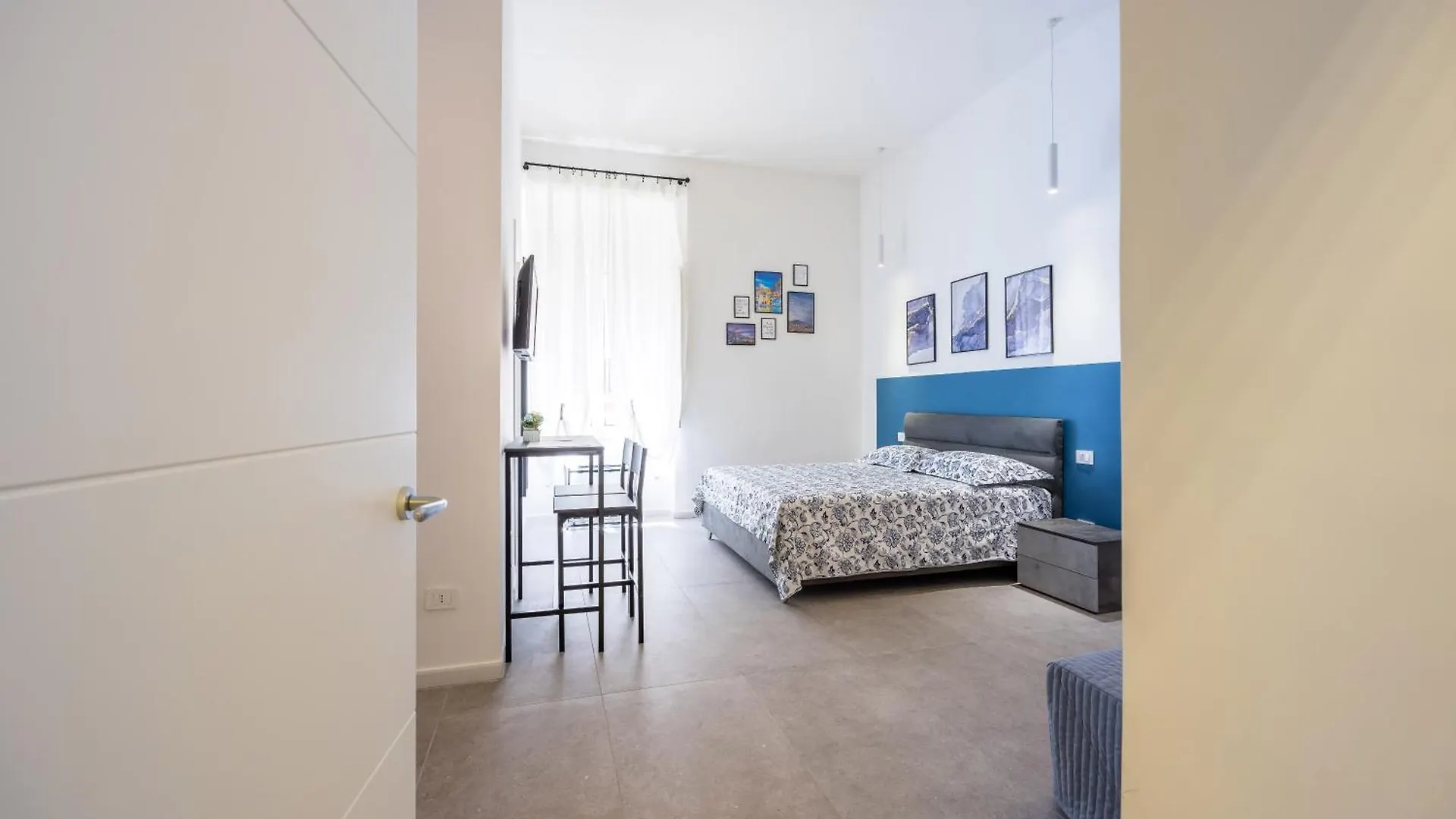 Konukevi Nefelu Apartment Napoli İtalya